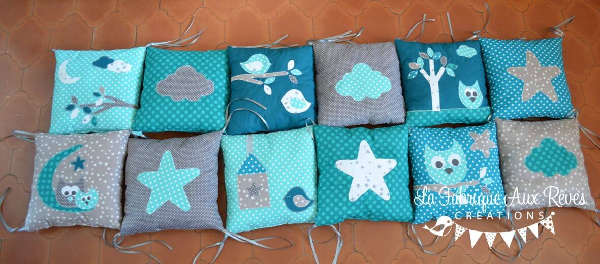 Linge lit tour lit complet coussin et décoration chambre bébé ... Chambre turquoise et taupe