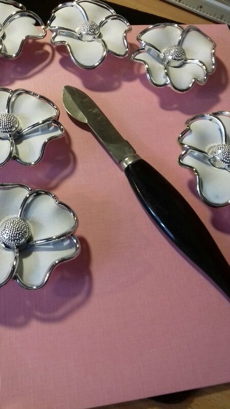 boutonscoupepapier