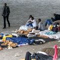 18/25. Paris : les migrants du quai d’Austerlitz toujours présents.
