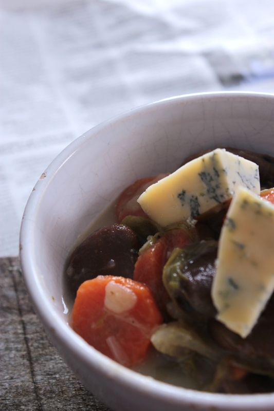 Soupe de feves au bleu de gex