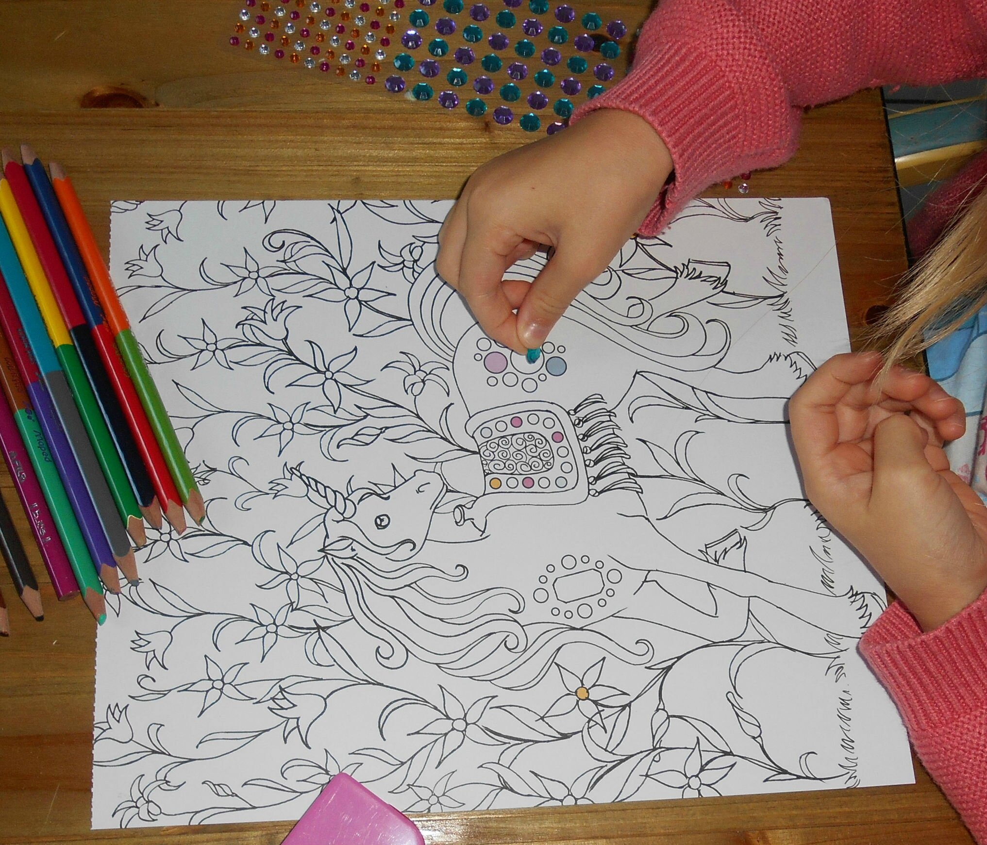 Idées cadeaux fªte d anniversaire les coloriages de la collection Temps Calme de Gründ