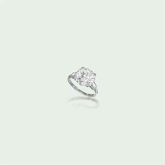 a_diamond_ring_by_cartier_d5452248h