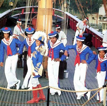 Un jour dans la vie de Michael Jackson - Page 2 95246667