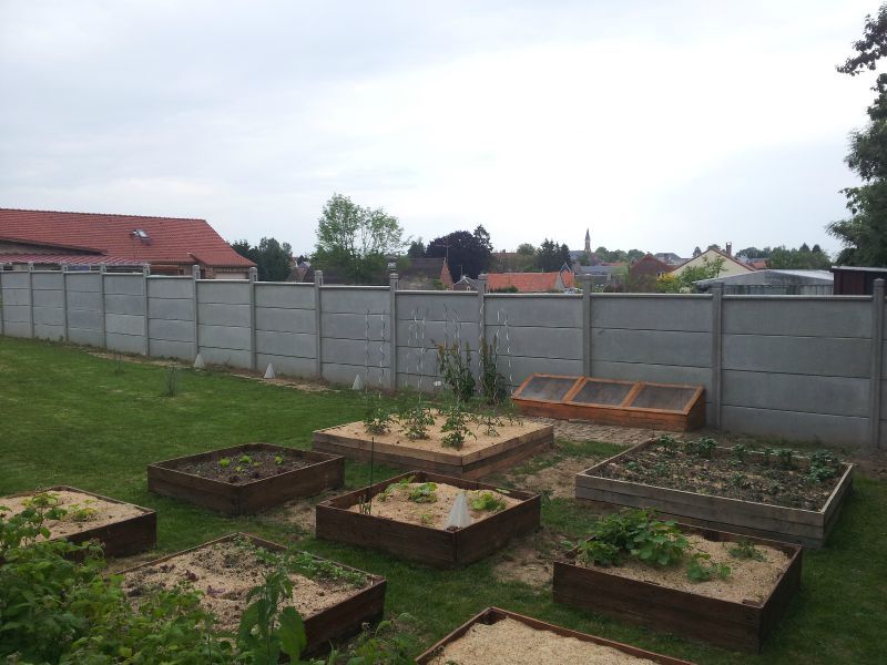 Voisins rencontres et jardins caches