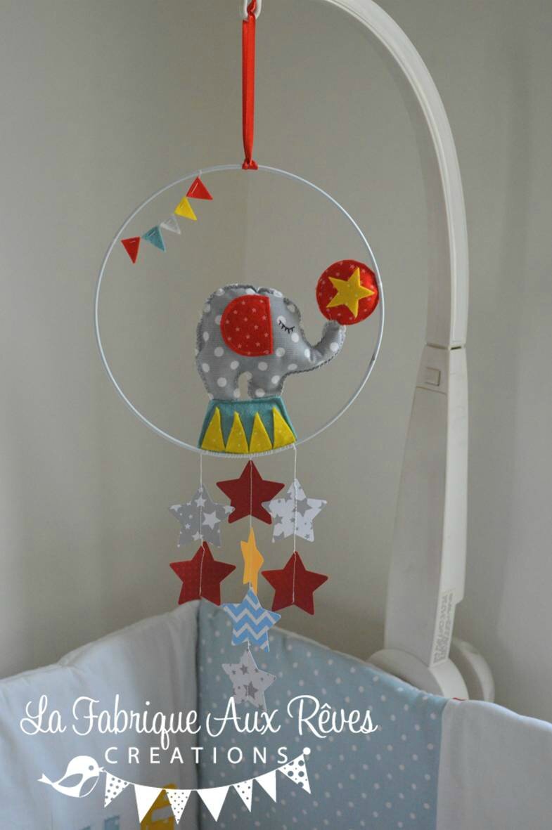 Linge lit textile bébé et décoration chambre enfant cirque circus ...