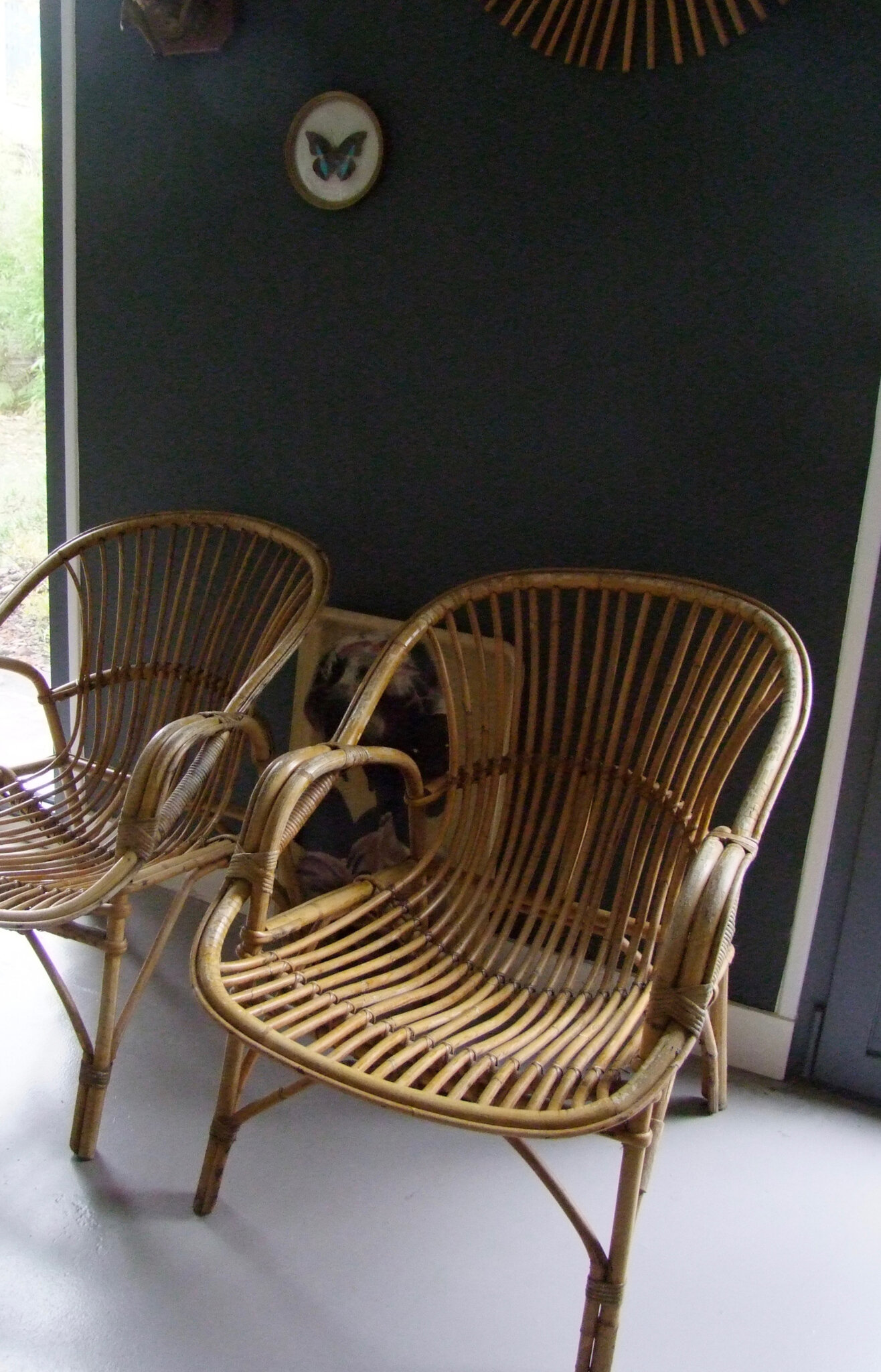 Tables, chaises, fauteuils meubles vintage pataluna chinés ...
