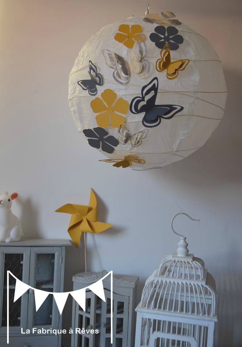 Décoration luminaire chambre bebe