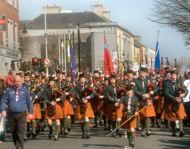 de la salle scout pipe band Waterford