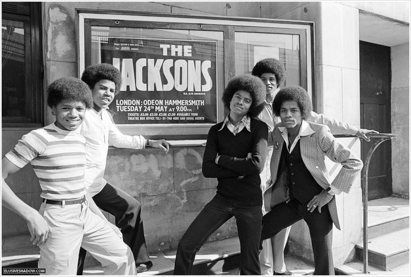 Un jour dans la vie de Michael Jackson - Page 2 86867664