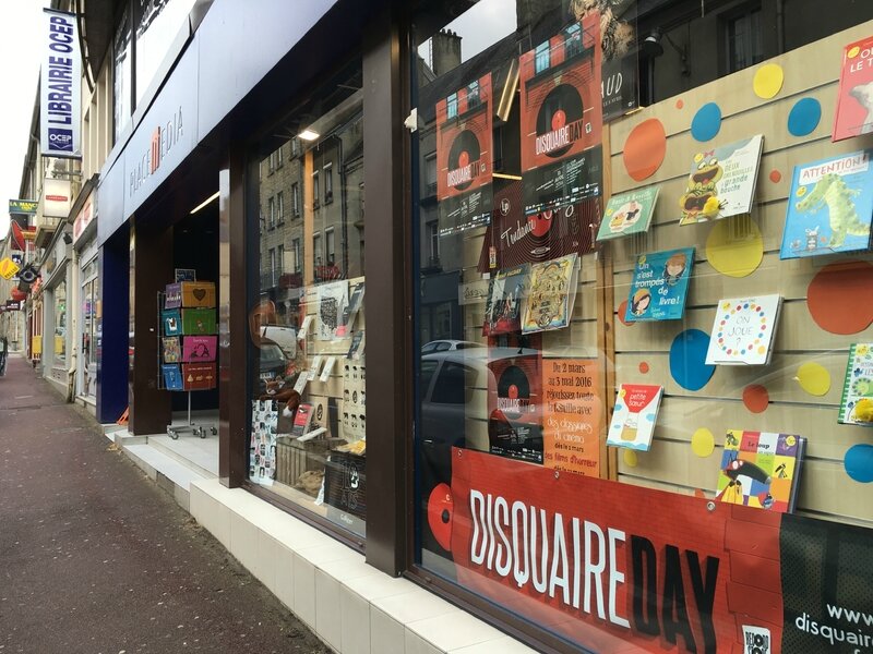 Disquaire Day _ Record Store Day 2016 Coutances librairie OCEP rue Saint-Nicolas