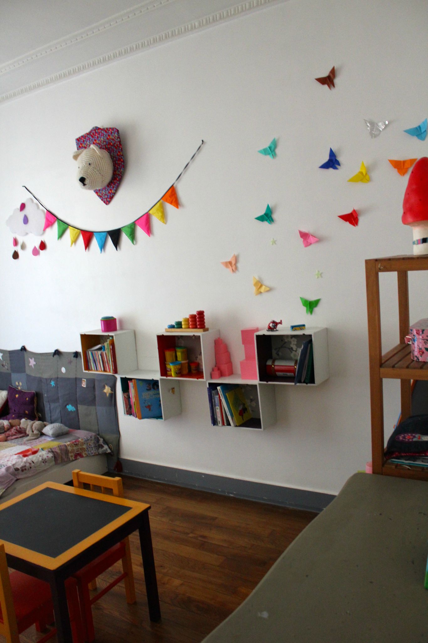 Montessori et cie: la chambre de thaïs fairy's fabrics