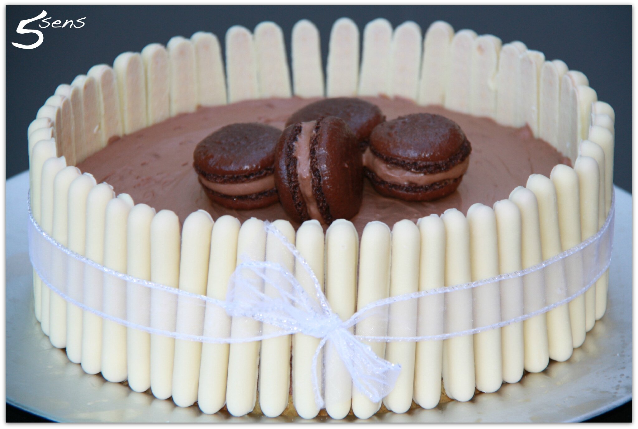 Gâteau génoise à la mousse au chocolat et finger - Les 5 sens en cuisine