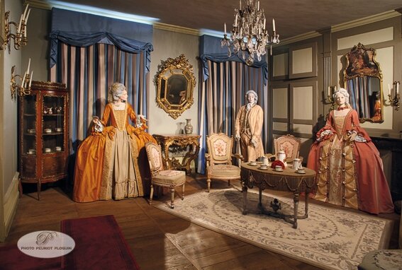 BEAULIEU_SUR_DORDOGNE_maison_Renaissance_musee_XVIIIIe_siecle_salon_d_apparat