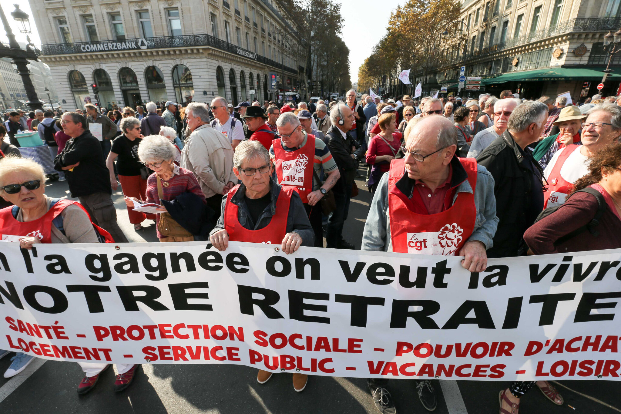 Les retraités manifestent ce jeudi pour défendre leurs « pensions en danger ». © Michel Stoupak. Jeu 18.10.2018, 13h49m12.