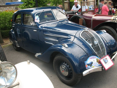 Peugeot302av1