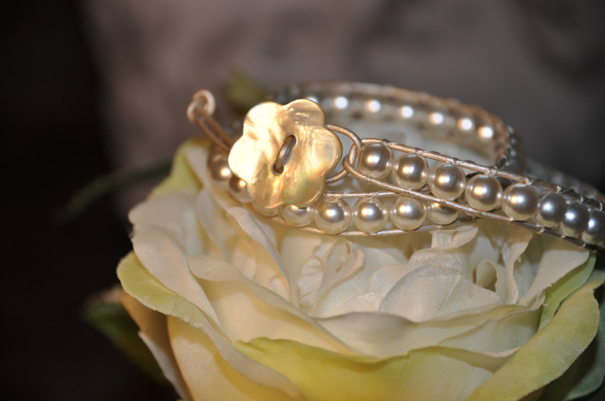 Bracelet wrap style chan luu blanc nacré
