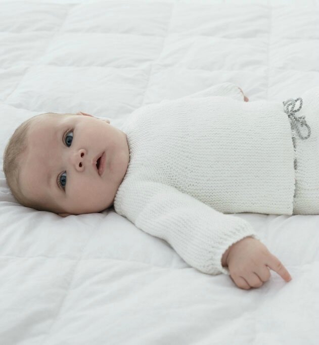 Brassière bébé : modèle de base - La Malle aux Mille Mailles