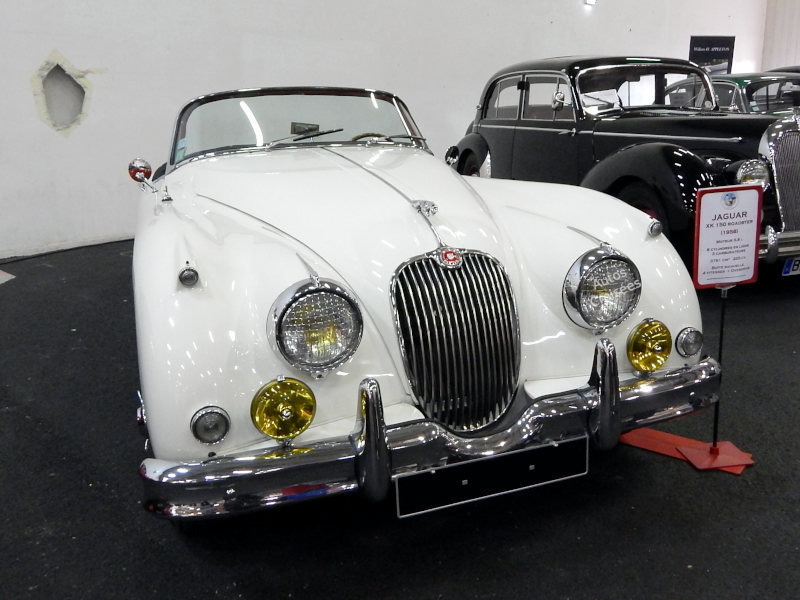 JaguarXK150av