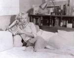 1951-LA-Beverly_Carlton_Hotel-in_jeans-by_john_florea-011-1