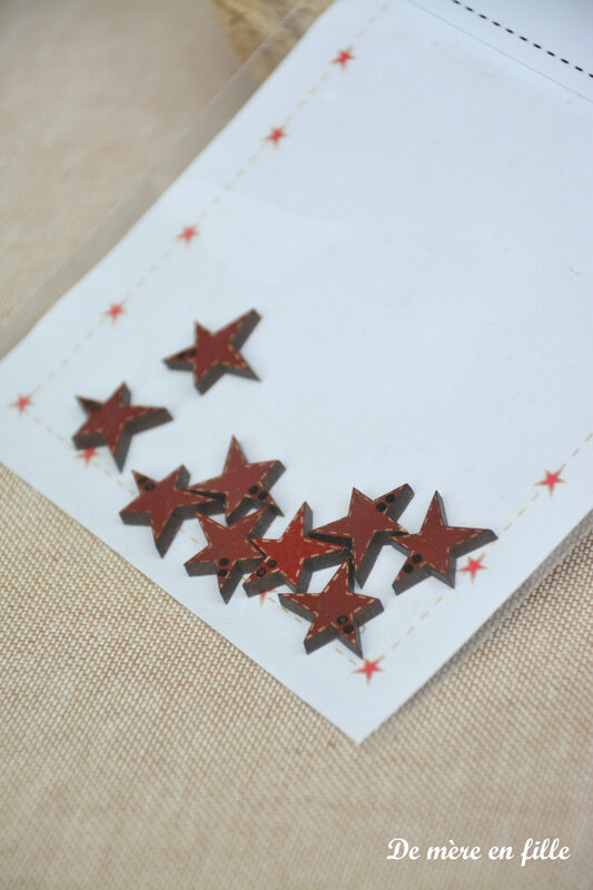 mini étoiles rouges