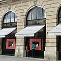 032 - Le quartier du luxe : Place Vendôme