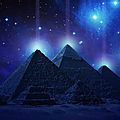 Les batisseurs de la pyramide de khéops connaissaient la vitesse de la lumière !