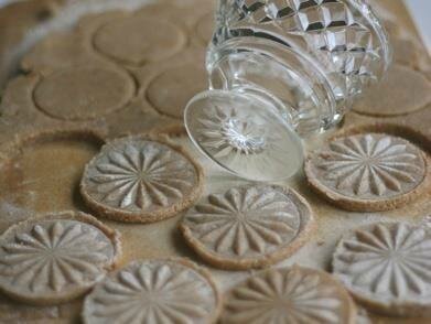 decorer-biscuits-noel-avec-verre