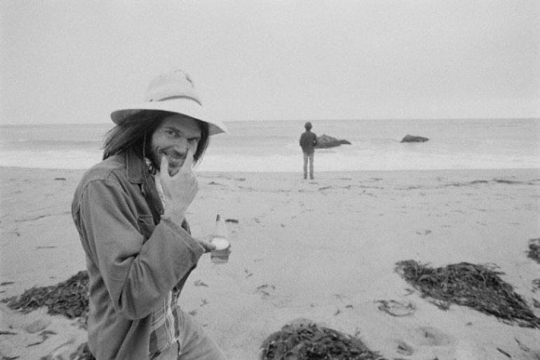 Photos de Neil Young On the beach 3