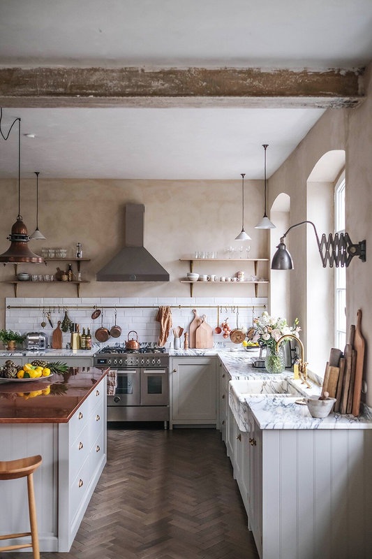 A+Beautiful+deVOL+Kitchen+in+a+Renovated+German+Schoolhouse+-+The+Nordroom