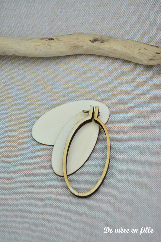 pendentif ovale vertical L