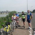 VELO AVEC LES JUMEAUX MAI 2006 (30 photos)