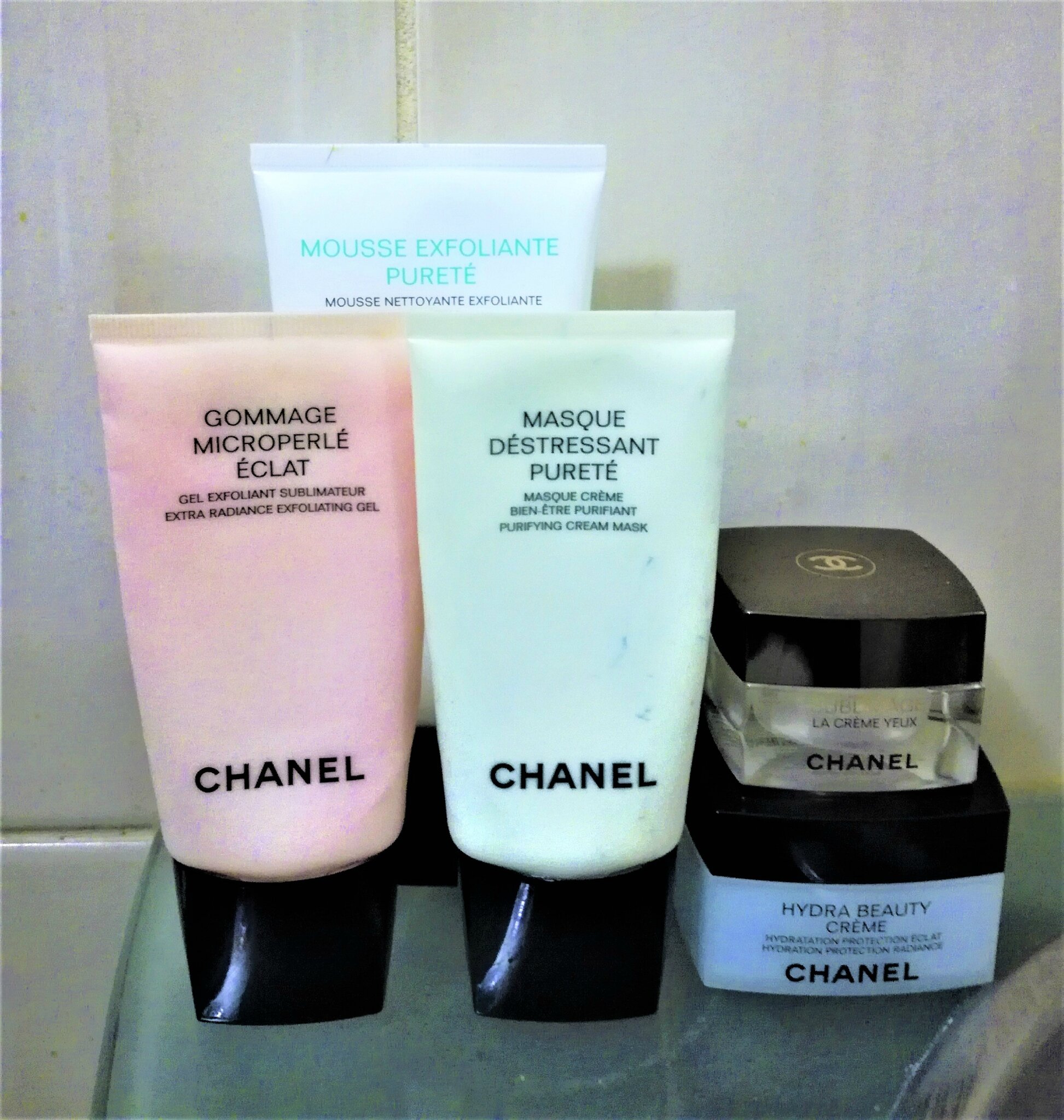 Chanel lance une nouvelle ligne de cosmétiques qui réinvente les codes  beauté de la maison  Vogue France