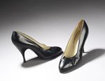 mmJuliensAuction_2008_june_shoes_lot351
