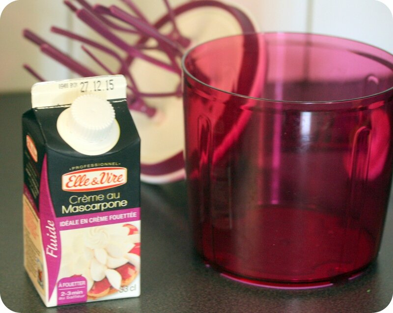 creme au mascarpone Elle & vire et speedy chef tupperware