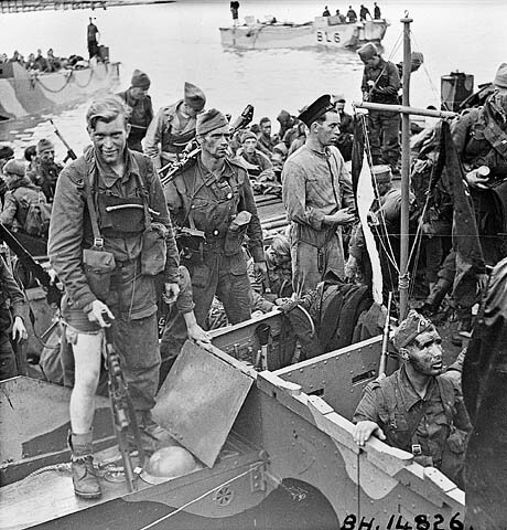 soldats revenant du débarquement de dieppe jubilee