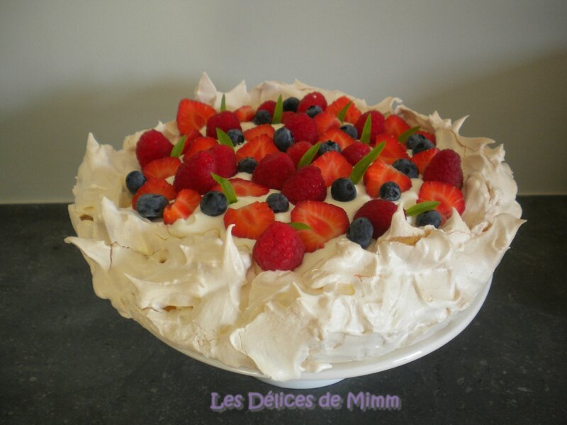 Pavlova aux fruits rouges 5