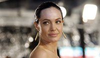 Angelina_Jolie_scan_photo
