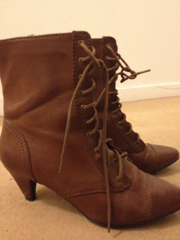 bottines bordeaux zara
