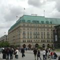 071 L'Hotel Adlon