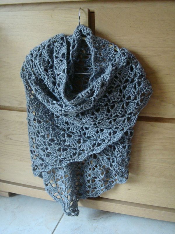 Châle South Bay Shawlette - Notre Petit Yarn Paradis!