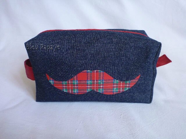 trousse jean moustache écossaise