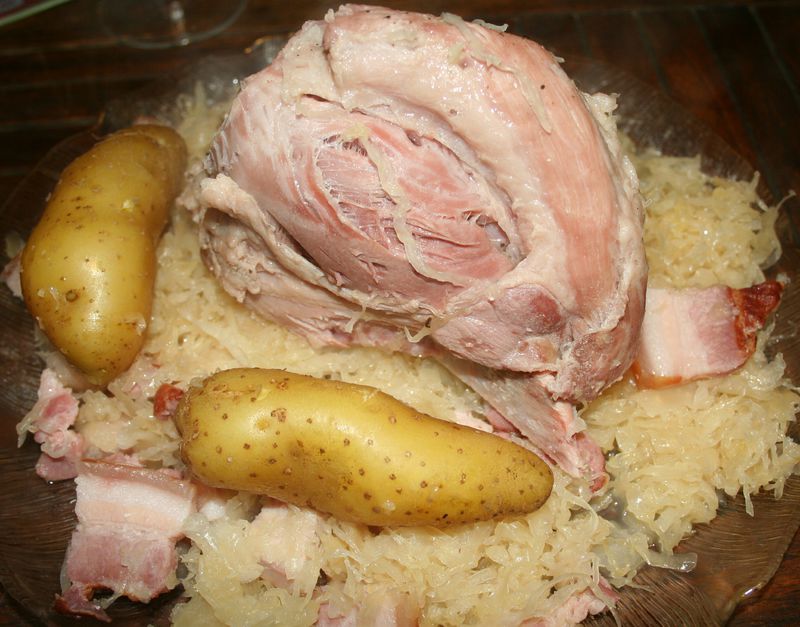 Choucroute au jarret de porc - amafacon