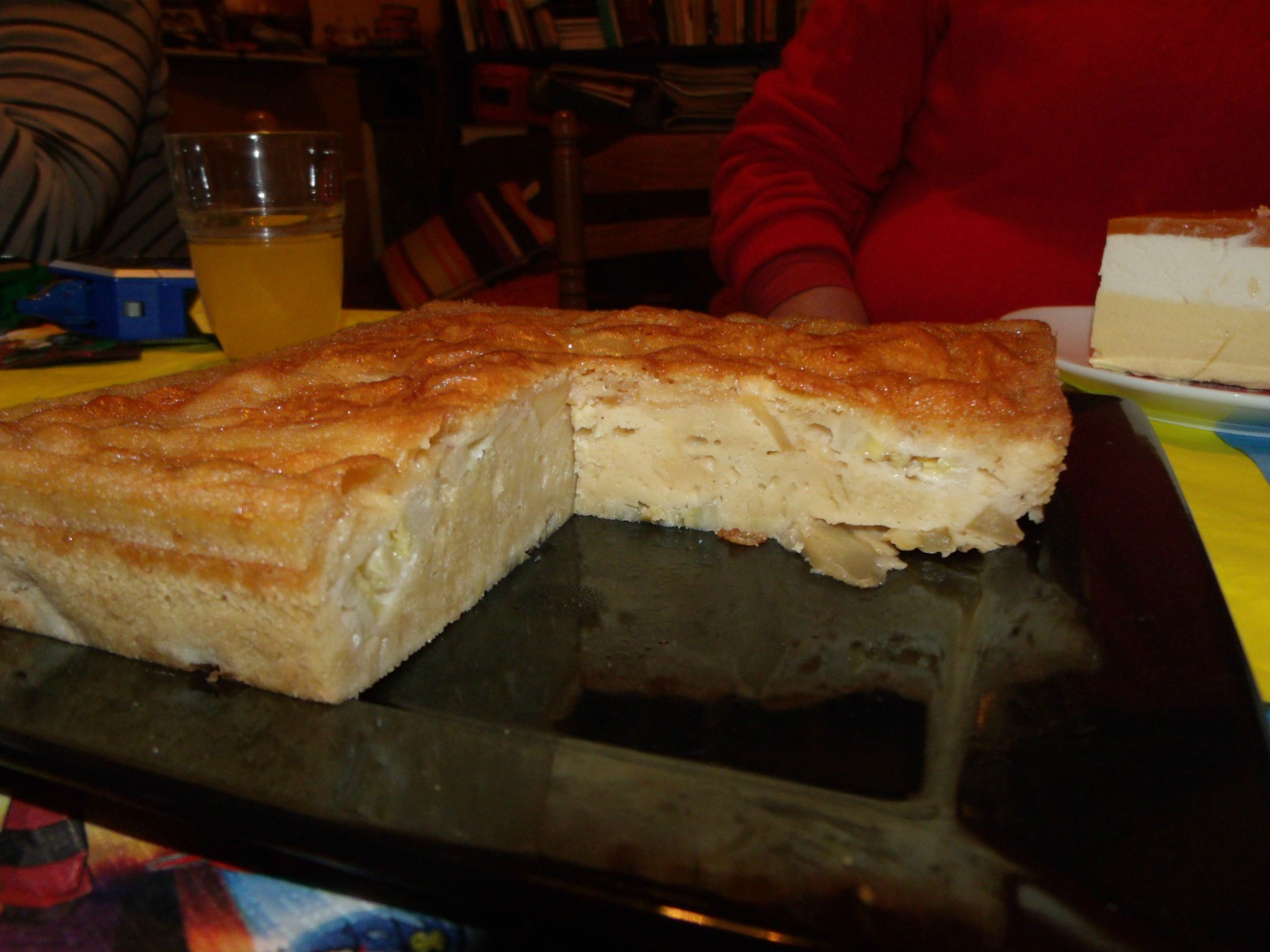 Gateau Au Lait De Coco Bananes Et Pommes Caramelisees La