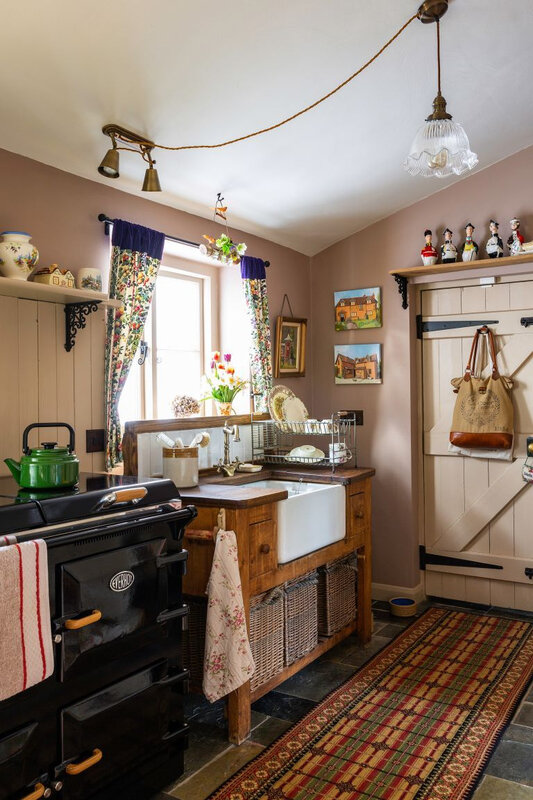 Vintage cottage in England photos by Kasia Fiszer (2)
