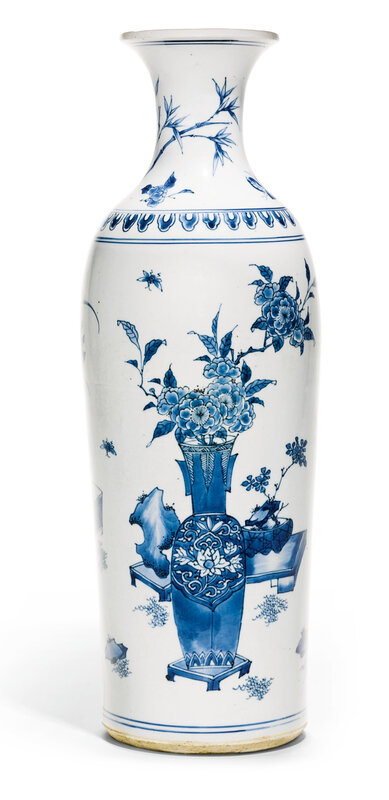 A blue and white vase, Ming Dynasty, Chongzheng period (1628-1644)