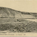 14 - ARROMANCHES - Les falaises