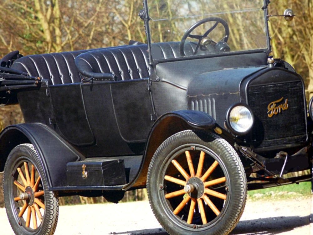 1903 - FORD RÉVOLUTIONNE L'INDUSTRIE AUTOMOBILE - LA MARMITE DU 20ème SIECLE