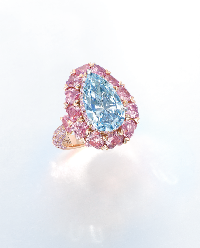 A rare coloured diamond ring, by Moussaieff