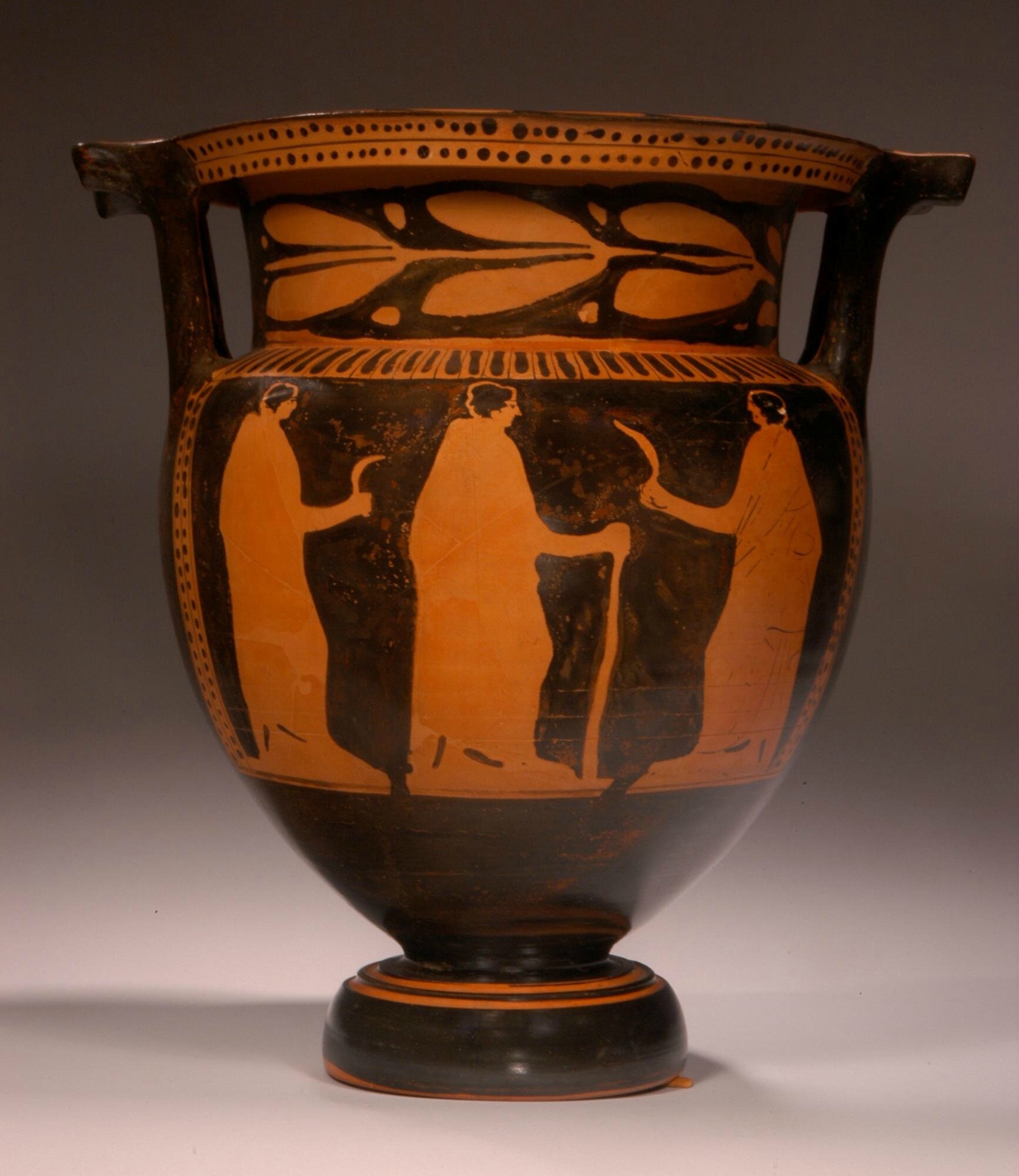 Attic redfigure column krater by the Meleager Painter, Earlier 4th