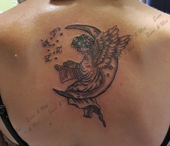 dauphin, disney, fantasy, fleurs, fée, féminin, japonais, kawaii, kiss, licorne, love, princesse, tatoo, tatoo manga, tatoo old school, tatouage, voodoo